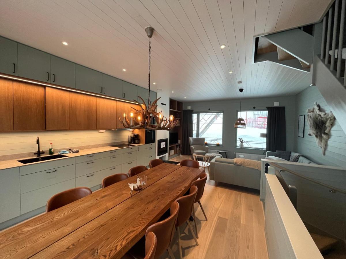Kavan Townhouse Funaesdalen Экстерьер фото