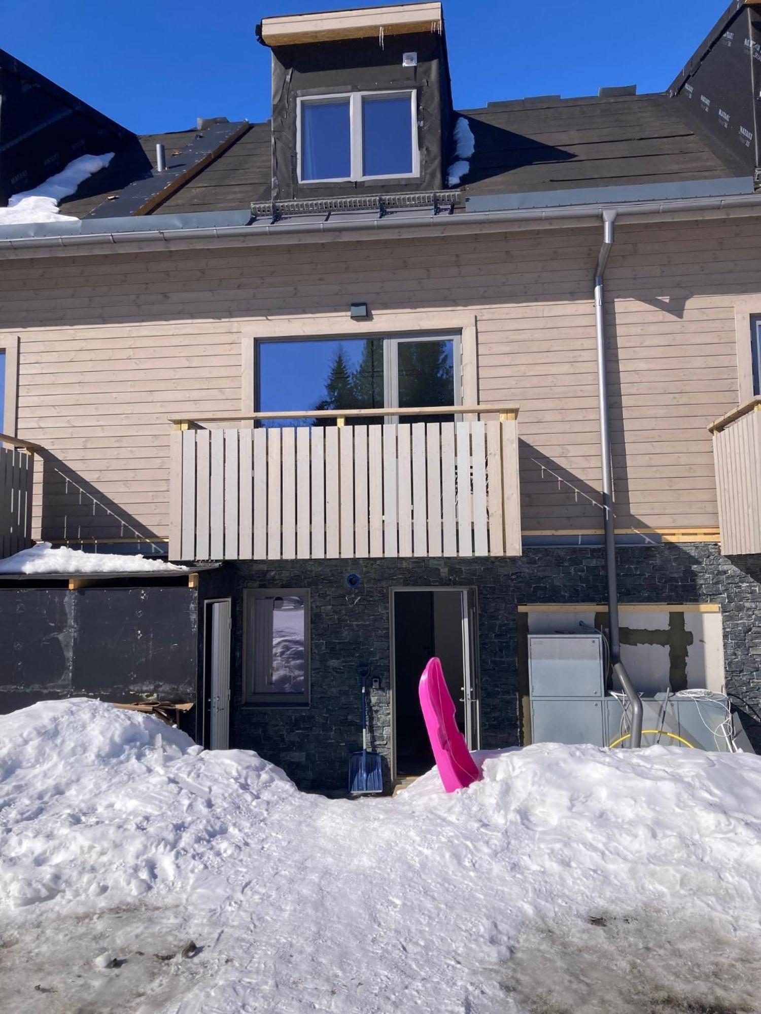 Kavan Townhouse Funaesdalen Экстерьер фото
